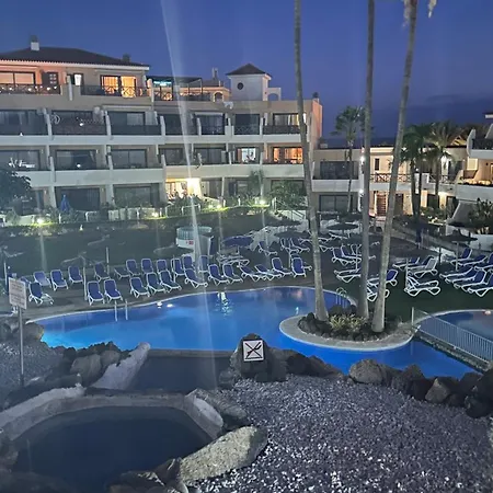 George Tenerife * San Miguel de Abona