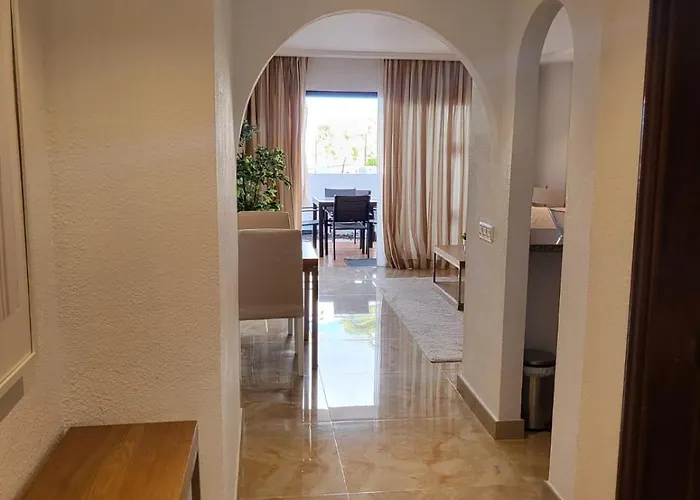 George Tenerife * San Miguel de Abona