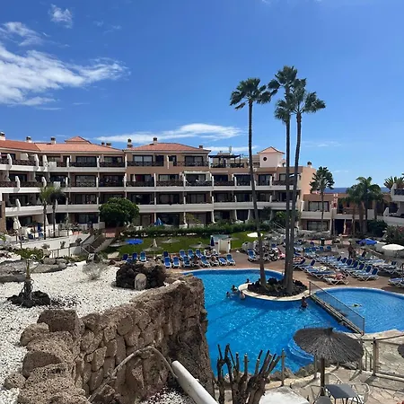 George Tenerife *